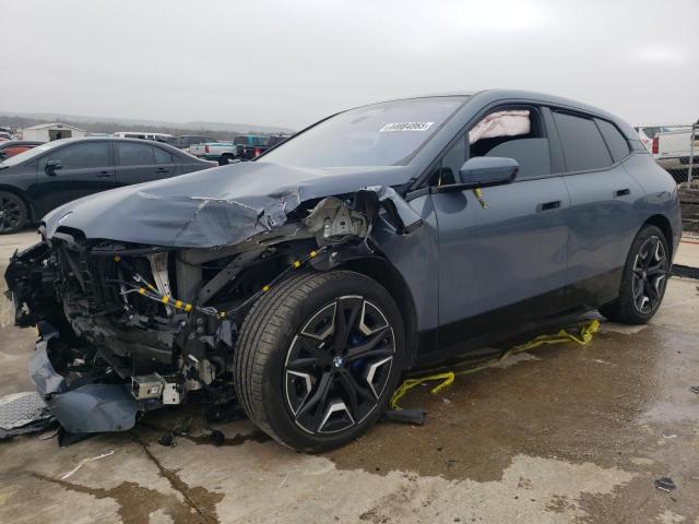 WB523CF07RCR31126 - 2024 BMW IX XDRIVE50 Boz foto 1