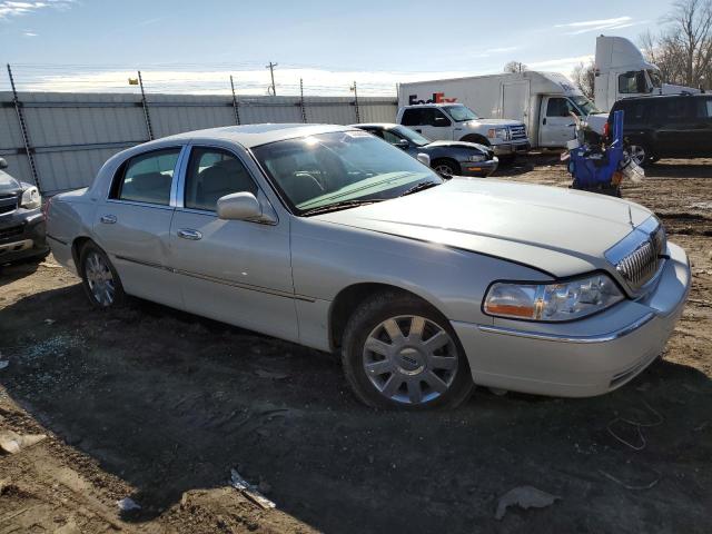 1LNHM83VX7Y606796 - 2007 LINCOLN TOWN CAR DESIGNER SILVER photo 4