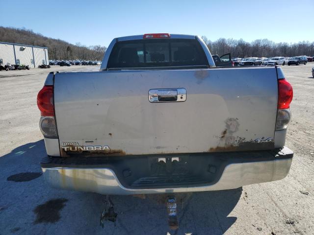 5TBBV54148S520990 - 2008 TOYOTA TUNDRA DOUBLE CAB SILVER photo 6