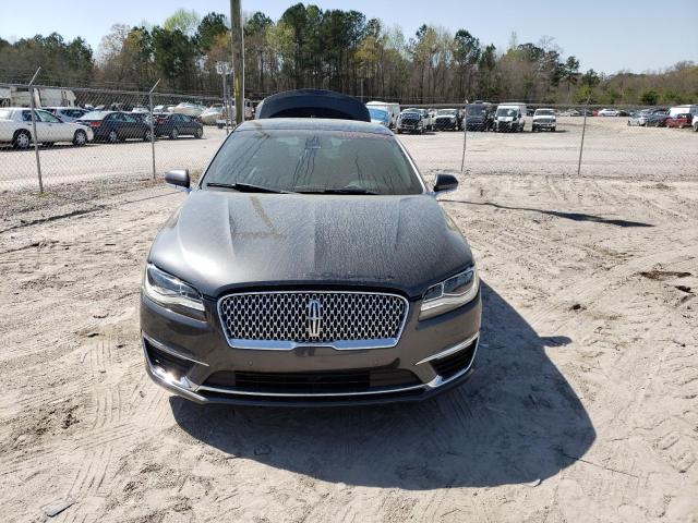 3LN6L5FC6HR624537 - 2017 LINCOLN MKZ RESERVE შავი ფოტო 5