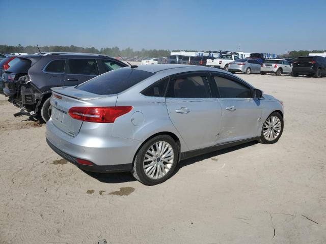 1FADP3J22GL207471 - 2016 FORD FOCUS TITANIUM SILVER photo 3