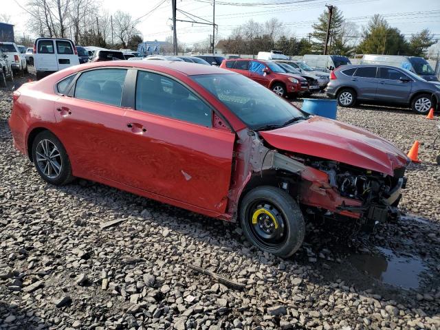 3KPF24AD3PE515430 - 2023 KIA FORTE LX RED photo 4