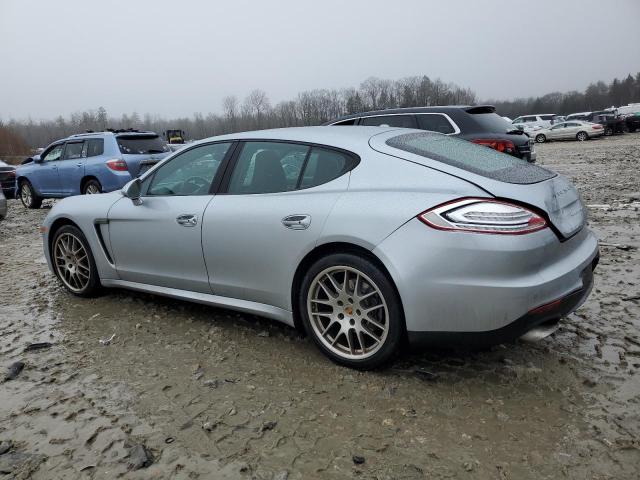 WP0AA2A77GL007562 - 2016 PORSCHE PANAMERA 2 SILVER photo 2