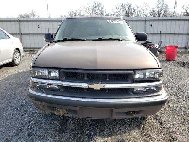 1GNDT13WXY2304698 - 2000 CHEVROLET BLAZER TAN photo 5