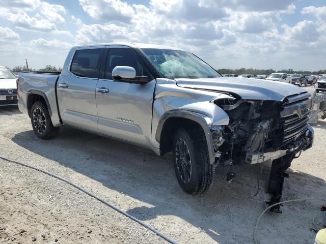 5TFJA5DB6PX078892 - 2023 TOYOTA TUNDRA CREWMAX LIMITED SILVER photo 4