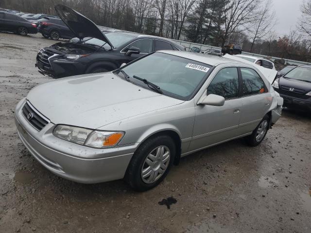 2001 TOYOTA CAMRY CE, 