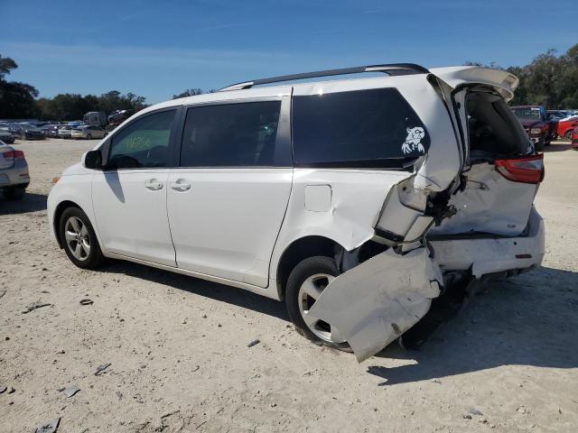 5TDKK3DC0GS722889 - 2016 TOYOTA SIENNA LE WHITE photo 2