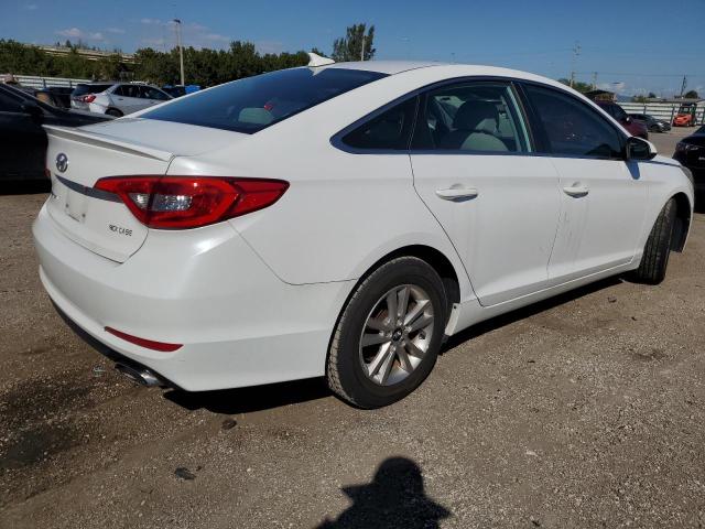 5NPE24AF6GH338350 - 2016 HYUNDAI SONATA SE WHITE photo 3