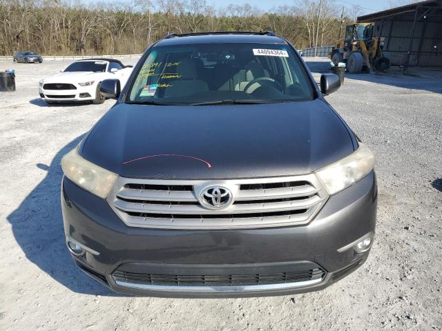 5TDBK3EH3CS119620 - 2012 TOYOTA HIGHLANDER BASE GRAY photo 5