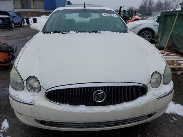 2G4WE567651352584 - 2005 BUICK LACROSSE CXS WHITE photo 5