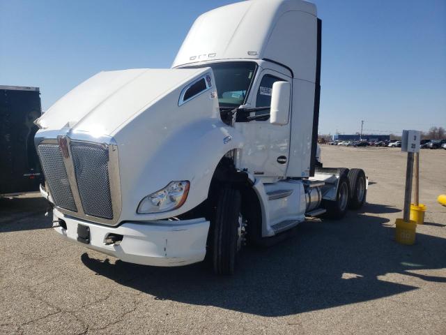 1XKYDP9X0KJ285509 - 2019 KENWORTH CONSTRUCTI T680 WHITE photo 2