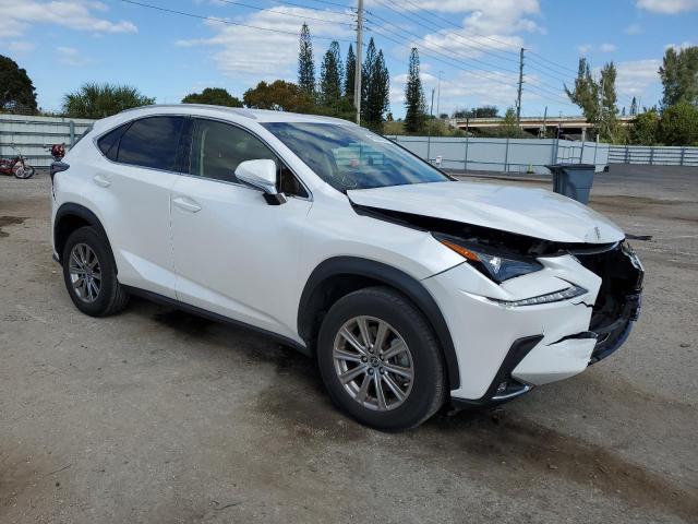 JTJDARBZ8M5031680 - 2021 LEXUS NX 300 BASE 白色 照片 4