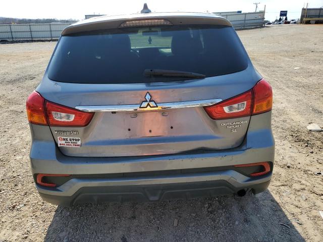 JA4AP3AW6JU012372 - 2018 MITSUBISHI OUTLANDER ES GRAY photo 6