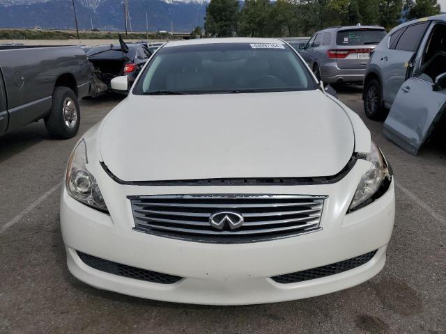 JNKCV64E28M124524 - 2008 INFINITI G37 BASE WHITE photo 5