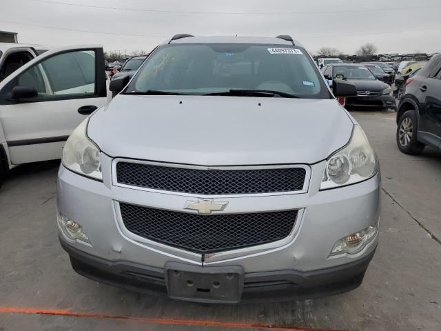 1GNKRFED8CJ391711 - 2012 CHEVROLET TRAVERSE LS SILVER photo 5