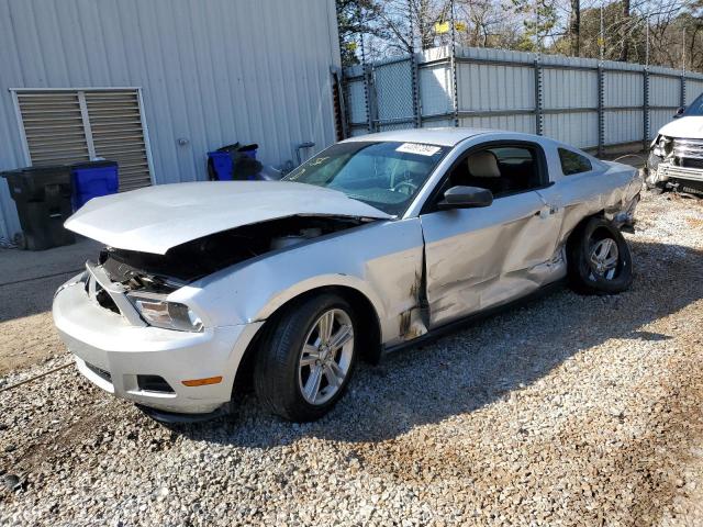 1ZVBP8AN7A5157359 - 2010 FORD MUSTANG SILVER photo 1