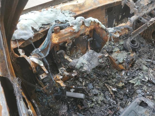 1GNSCHE03DR327668 - 2013 CHEVROLET SUBURBAN C1500  LS BURN photo 9