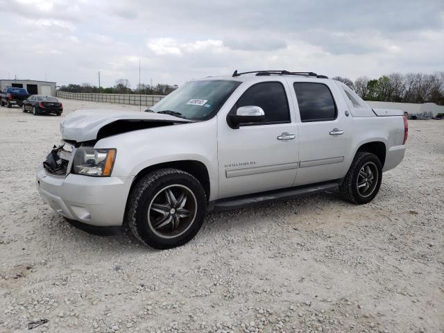 3GNMCEE00DG111235 - 2013 CHEVROLET AVALANCHE LS SILVER photo 1