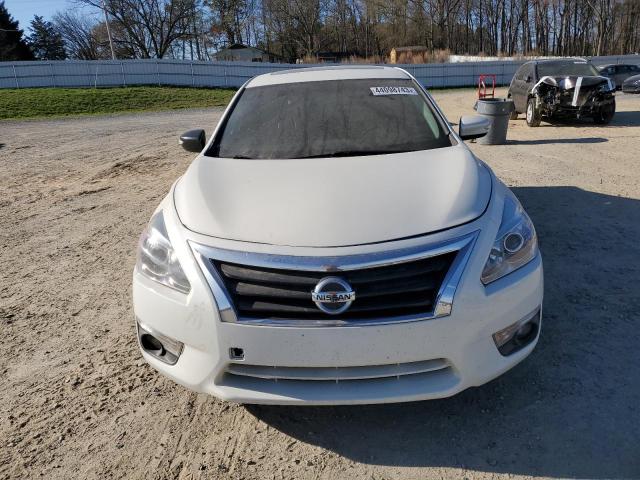 1N4AL3AP9FC194288 - 2015 NISSAN ALTIMA 2.5 WHITE photo 5