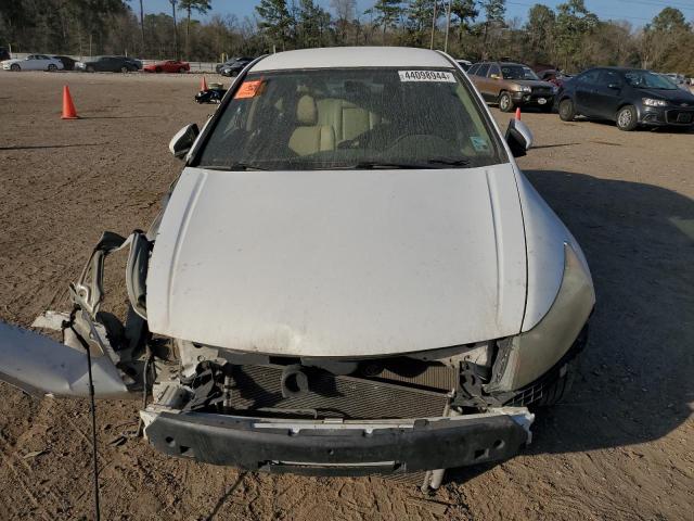 1HGCP2F33AA157752 - 2010 HONDA ACCORD LX WHITE photo 5