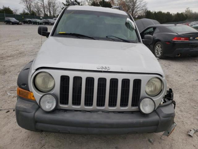 1J4GL38K85W723655 - 2005 JEEP LIBERTY RENEGADE SILVER photo 5