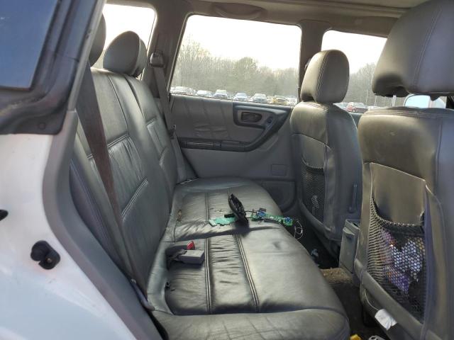 JF1SF65652H751483 - 2002 SUBARU FORESTER S WHITE photo 10