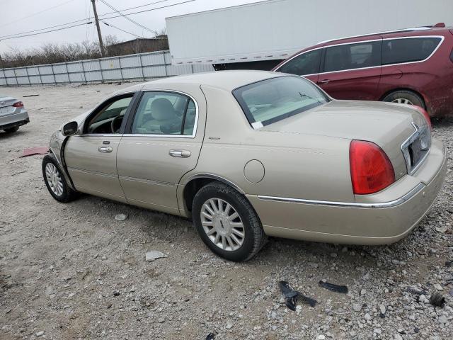 1LNHM81W64Y680336 - 2004 LINCOLN TOWN CAR EXECUTIVE Braun Foto 2