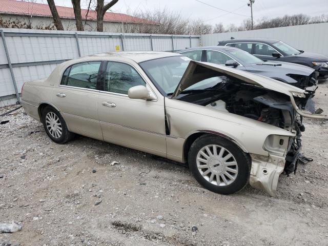 1LNHM81W64Y680336 - 2004 LINCOLN TOWN CAR EXECUTIVE Braun Foto 4
