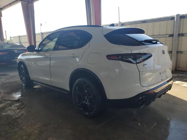 ZASPAKBN5R7D75006 - 2024 ALFA ROMEO STELVIO TI WHITE photo 2