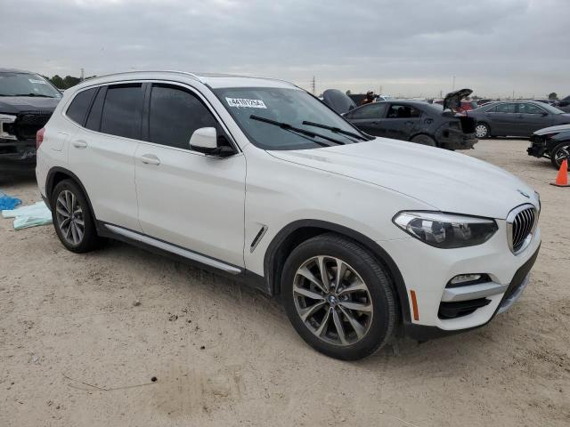 5UXTR7C54KLR48680 - 2019 BMW X3 SDRIVE30I WHITE photo 4