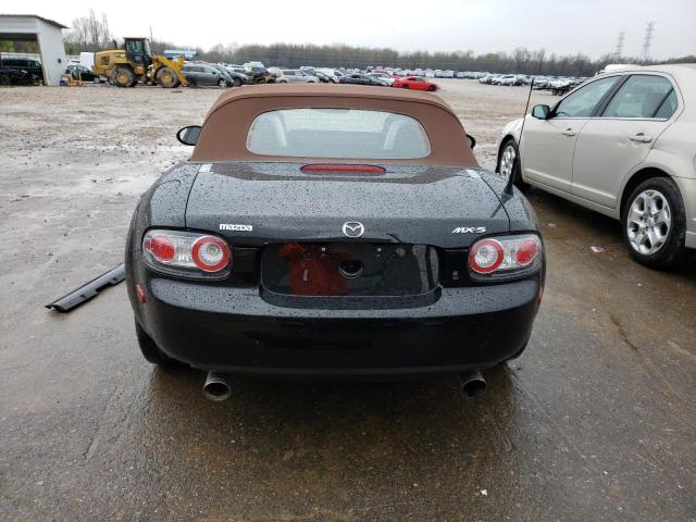 JM1NC25F160105211 - 2006 MAZDA MX-5 MIATA BLACK photo 6