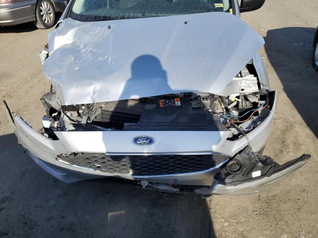 1FADP3E29HL327635 - 2017 FORD FOCUS S SILVER photo 11