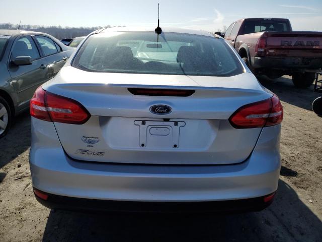 1FADP3E29HL327635 - 2017 FORD FOCUS S SILVER photo 6