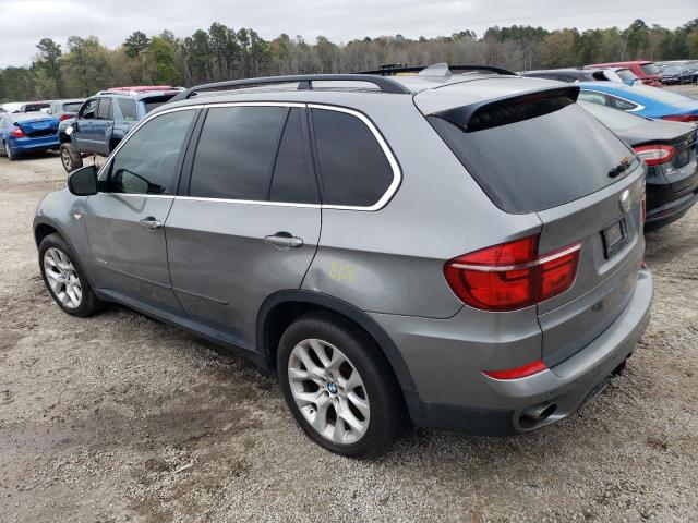 5UXZV4C54D0B03842 - 2013 BMW X5 XDRIVE35I GRAY photo 2