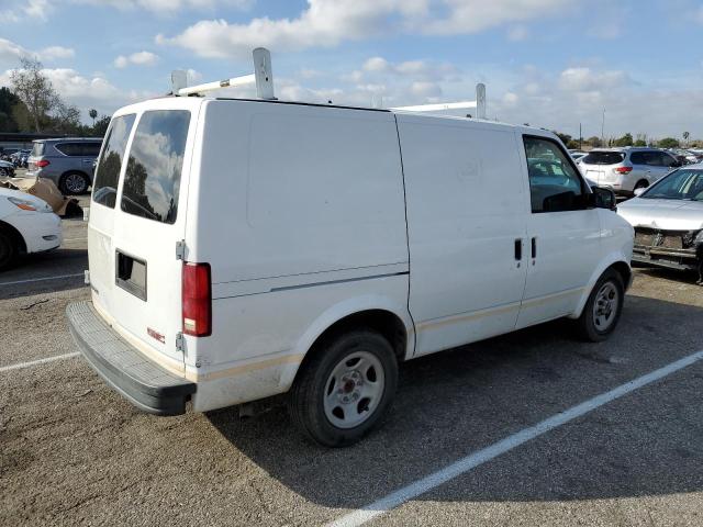 1GTDM19X95B506935 - 2005 GMC SAFARI XT WHITE photo 3