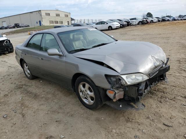 JT8BF22G0V0040890 - 1997 LEXUS ES 300 GRAY photo 4