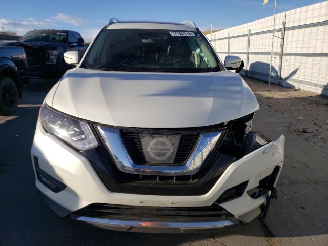 5N1AT2MV5HC745541 - 2017 NISSAN ROGUE SV WHITE photo 5