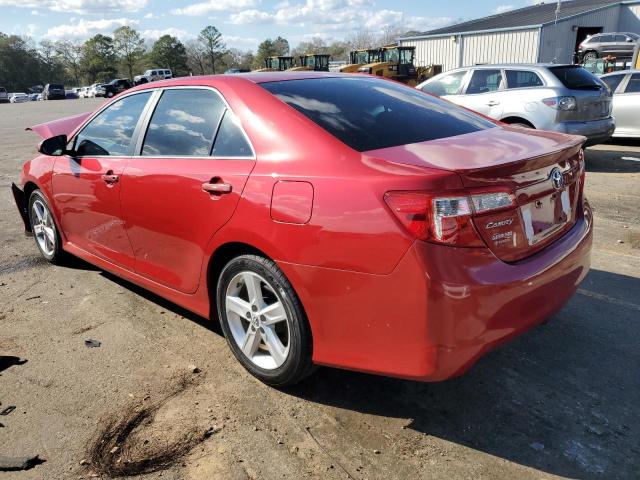 4T1BF1FK5DU698136 - 2013 TOYOTA CAMRY L RED photo 2