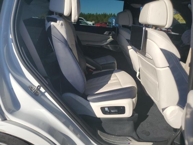 5UXCX4C59KLB39473 - 2019 BMW X7 XDRIVE50I WHITE photo 11