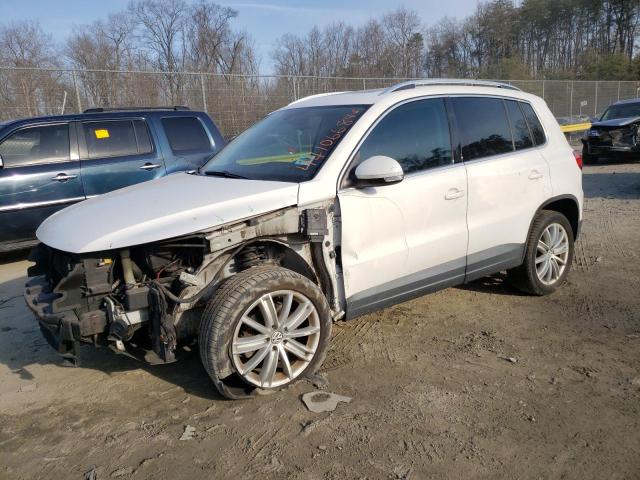 2011 VOLKSWAGEN TIGUAN S, 