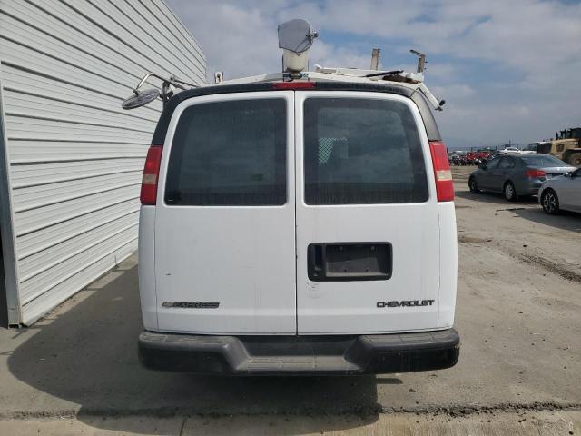 1GCGG25V161181686 - 2006 CHEVROLET EXPRESS G2 WHITE photo 6