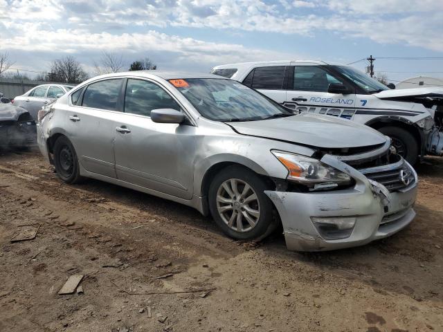 1N4AL3AP9FC105867 - 2015 NISSAN ALTIMA 2.5 SILVER photo 4