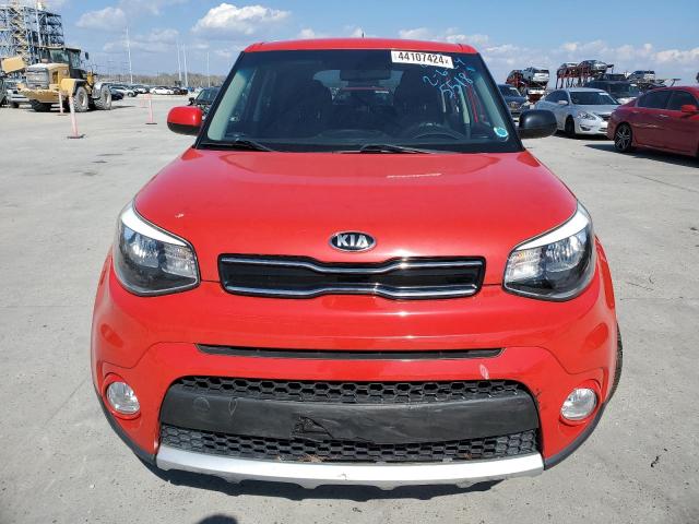 KNDJP3A54J7525518 - 2018 KIA SOUL + RED photo 5