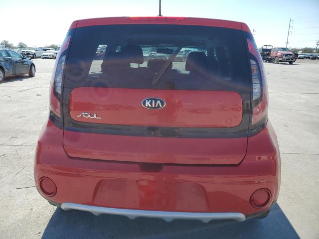 KNDJP3A54J7525518 - 2018 KIA SOUL + RED photo 6