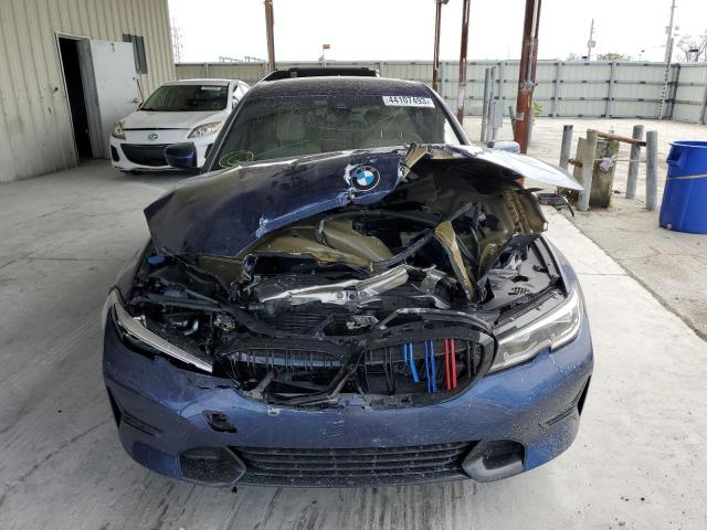 WBA5R1C57KAK07598 - 2019 BMW 330I BLUE photo 5