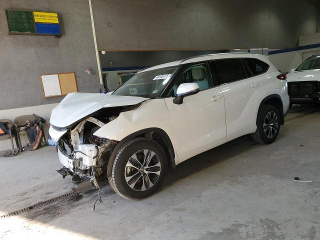 5TDHZRBH3MS072734 - 2021 TOYOTA HIGHLANDER XLE 白色 照片 1