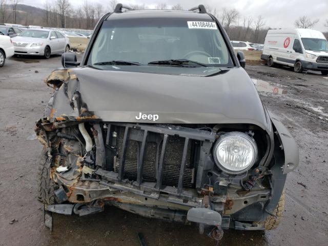 1J4GL38K75W725851 - 2005 JEEP LIBERTY RENEGADE GRAY photo 5