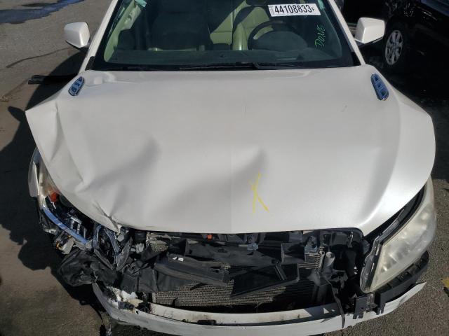 1G4GE5EV6AF215071 - 2010 BUICK LACROSSE CXS WHITE photo 11