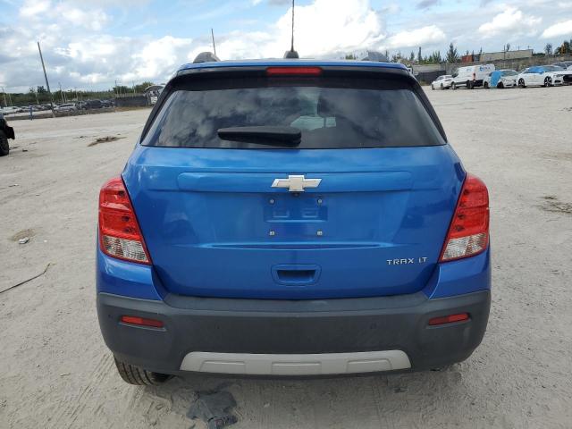 KL7CJLSB9GB610727 - 2016 CHEVROLET TRAX 1LT BLUE photo 6