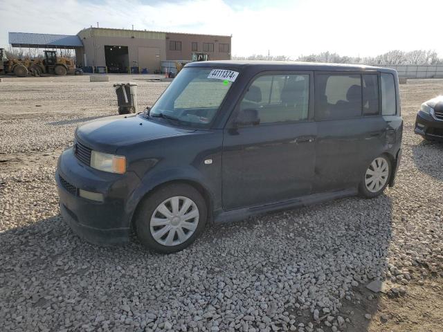 JTLKT324X50183405 - 2005 TOYOTA SCION XB BLUE photo 1